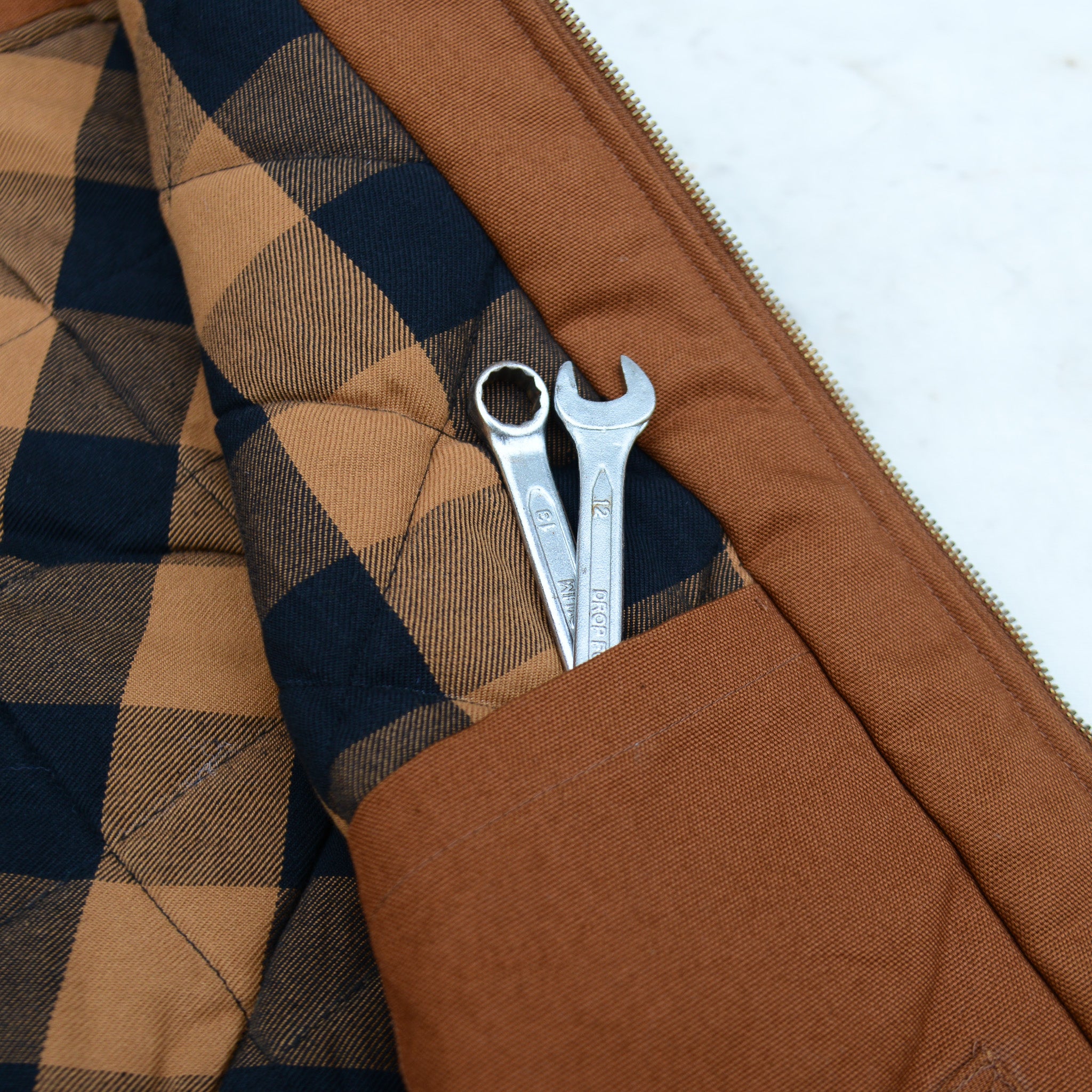 Native Road Vest - Tan