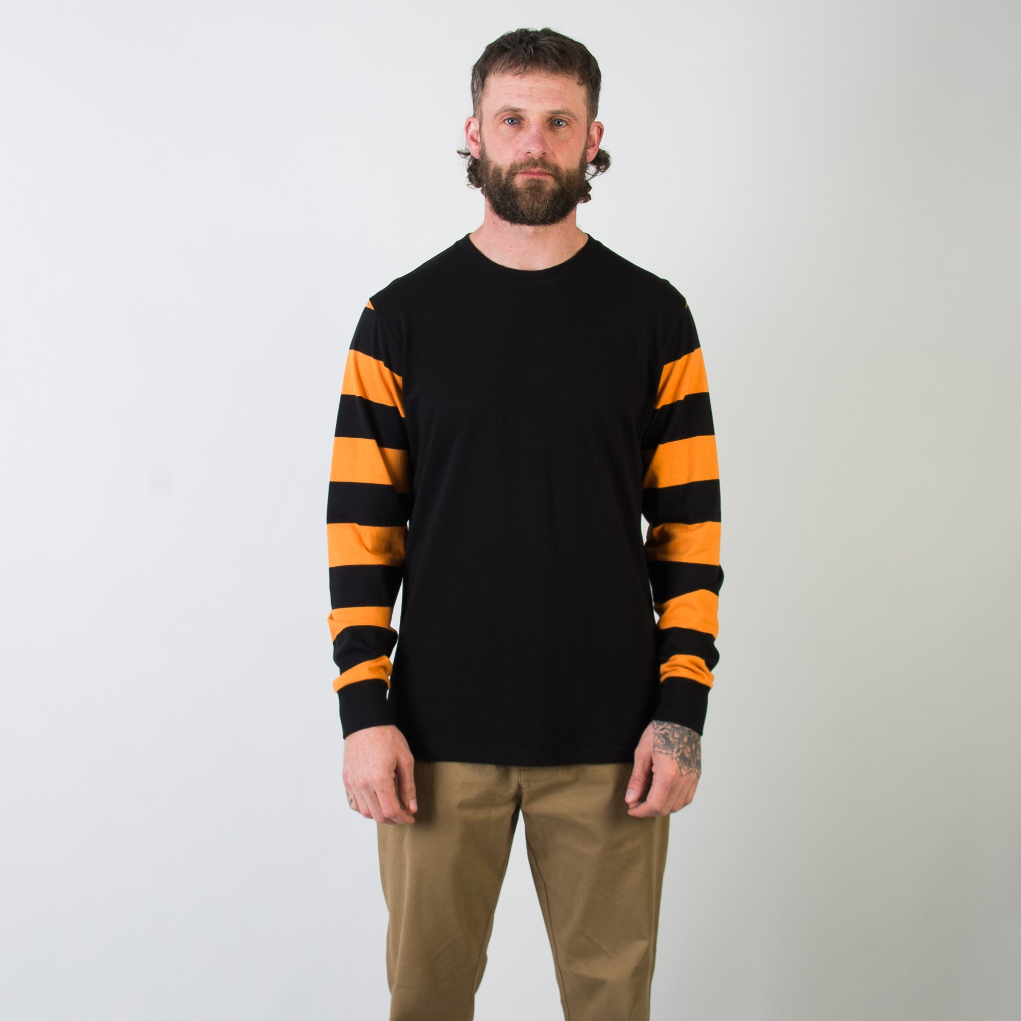 Essential Breakout Long Sleeve T Shirt - Black/Rust